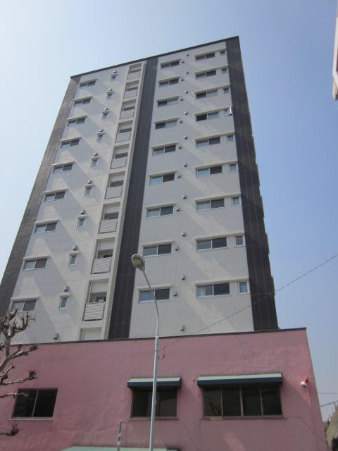 Local appearance photo. Local (12 May 2013) Shooting