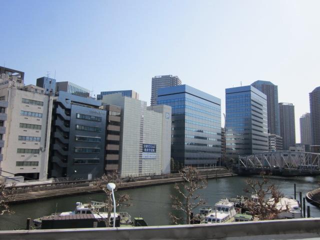 View photos from the dwelling unit. View from the site (December 2013) Shooting