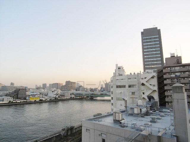 View photos from the dwelling unit