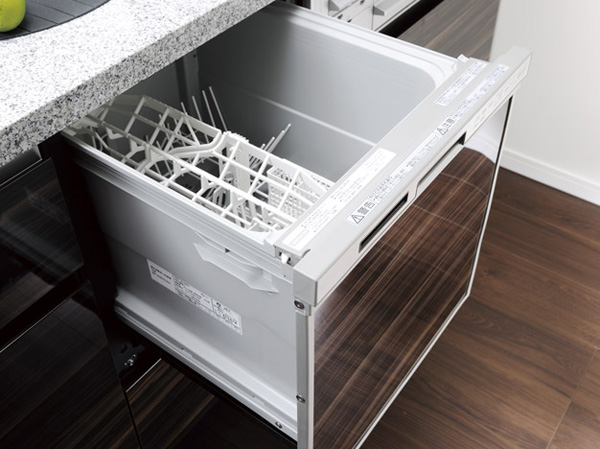 Room and equipment. Adopt a convenient and functional dishwasher dryer system Kitchen. High detergency, Removing bacteria ・ Also it has excellent savings. ( ※ Model Room B type design change plan (application deadline Yes ・ Furniture was taken a fee) in November 2012, Furnishings are not included in the sale price.  ※ Some including paid option)