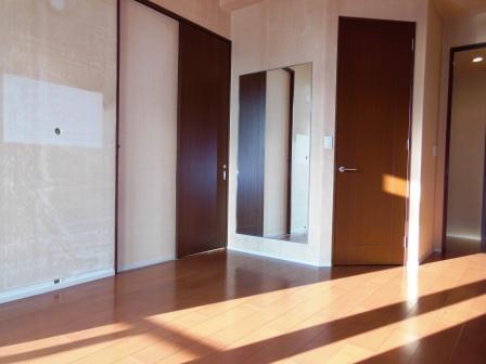 Non-living room. Indoor (10 May 2013) Shooting