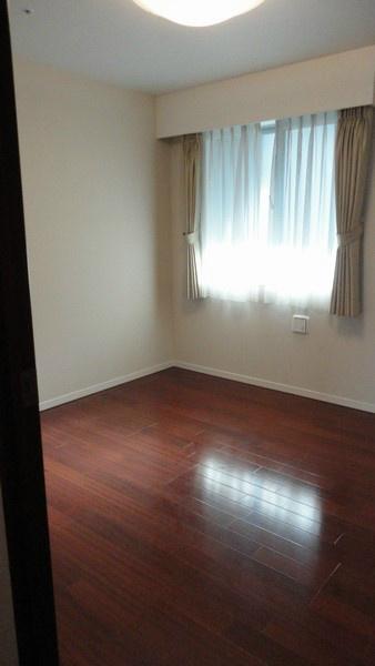 Non-living room. Western-style 5.9 tatami