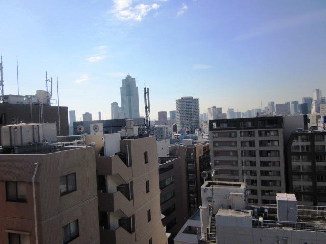 View photos from the dwelling unit. View from the site (November 2013) Shooting