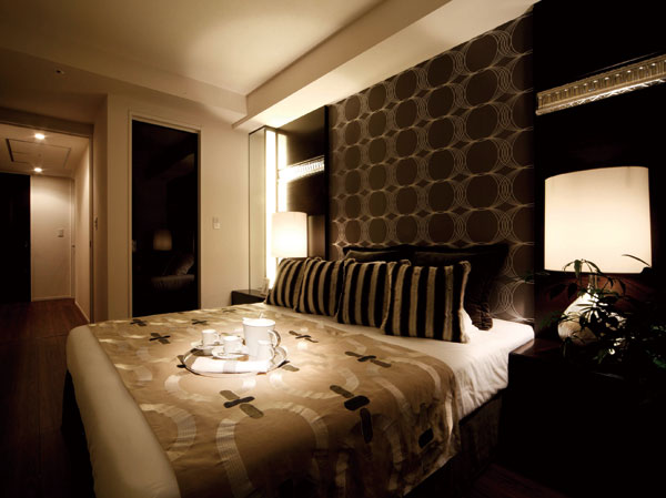 Interior.  [Western-style 1] The 70S type model room walnut pattern in the orthodox space to keynote, color, Handle, Eclectic interior plus the accent in texture. Even in modern classic also, Is a positive space Konasu to live in their own sensibility.