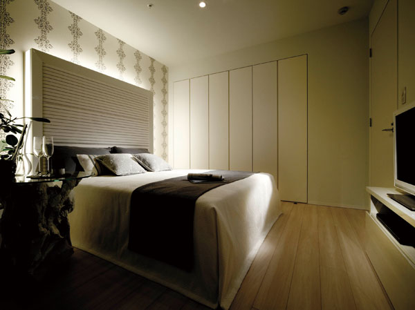 Interior.  [Western-style 1] The "WHITE" as the keynote of the peace of the image of the 60H type model room feeling of floating and reset feeling, By using such friendly wood flooring and pale green cross, Bright has to produce a modern resort feeling.