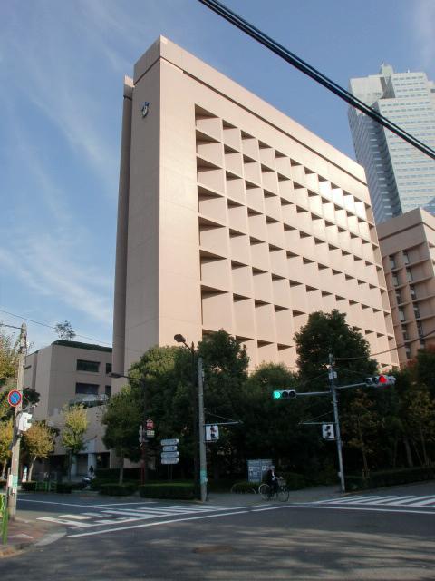 Hospital. (Goods) St. Luke's International Hospital 120m to