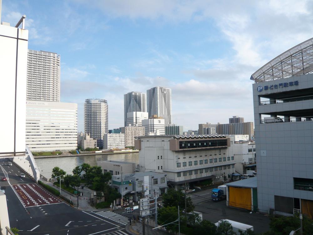 View photos from the dwelling unit. View from the site (June 2013) Shooting