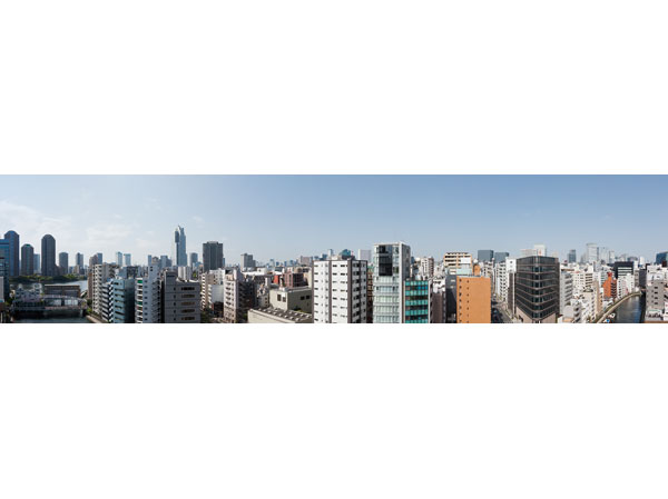 Shared facilities.  [Views of the surrounding local] In fact a slightly different is subjected to a CG processing to view pictures taken (July 2013) from the 13th floor equivalent of about 80m point from local.