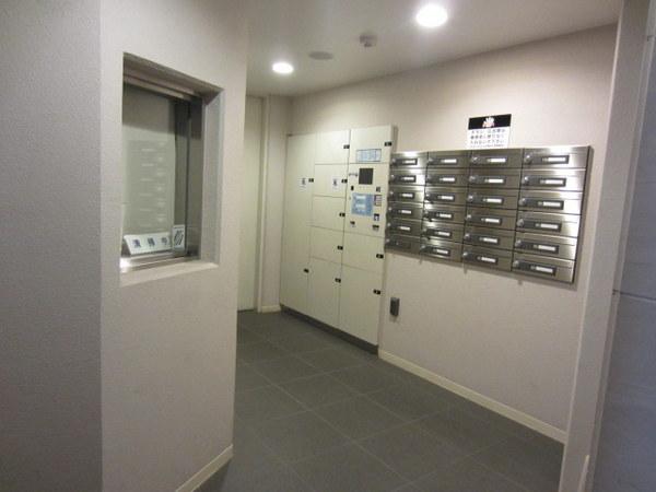 Other common areas. Delivery Box ・ Mailbox