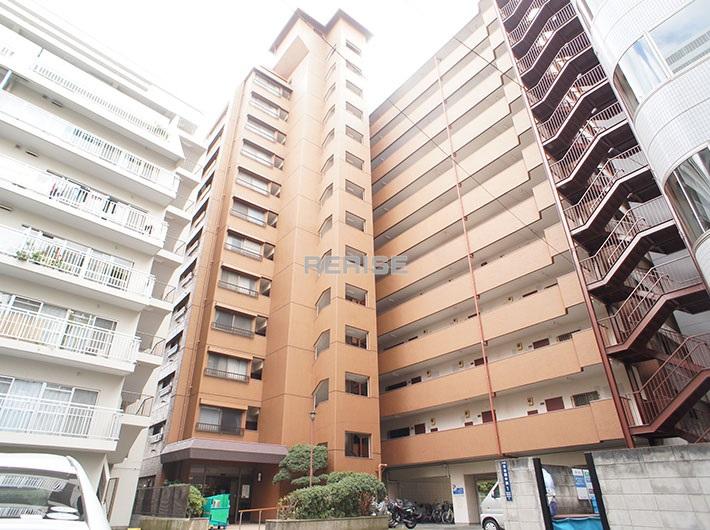 Local appearance photo. Management system good