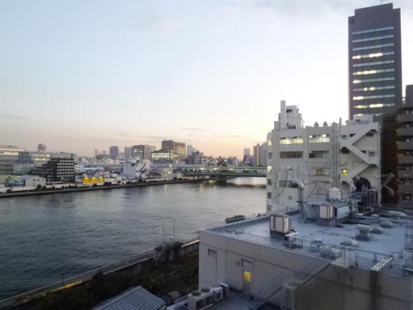 View photos from the dwelling unit