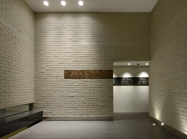 Shared facilities. Entrance hall