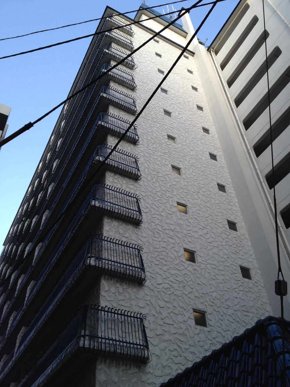 Local appearance photo. Local (11 May 2013) Shooting