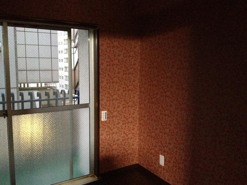 Non-living room. Indoor (11 May 2013) Shooting