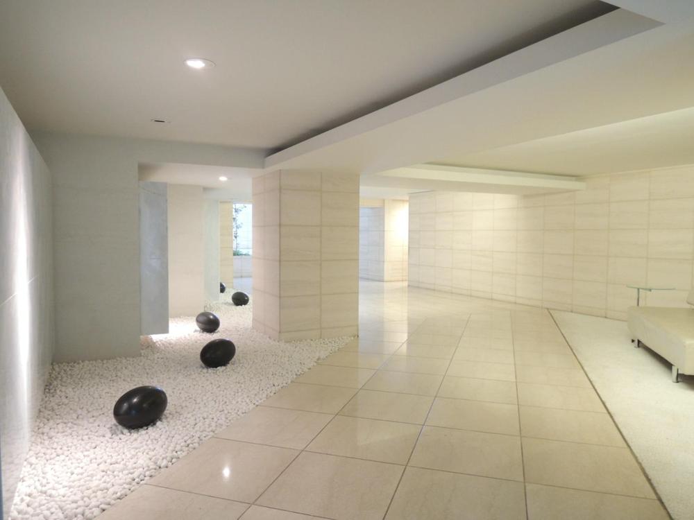 Entrance. Common areas Entrance Gallery