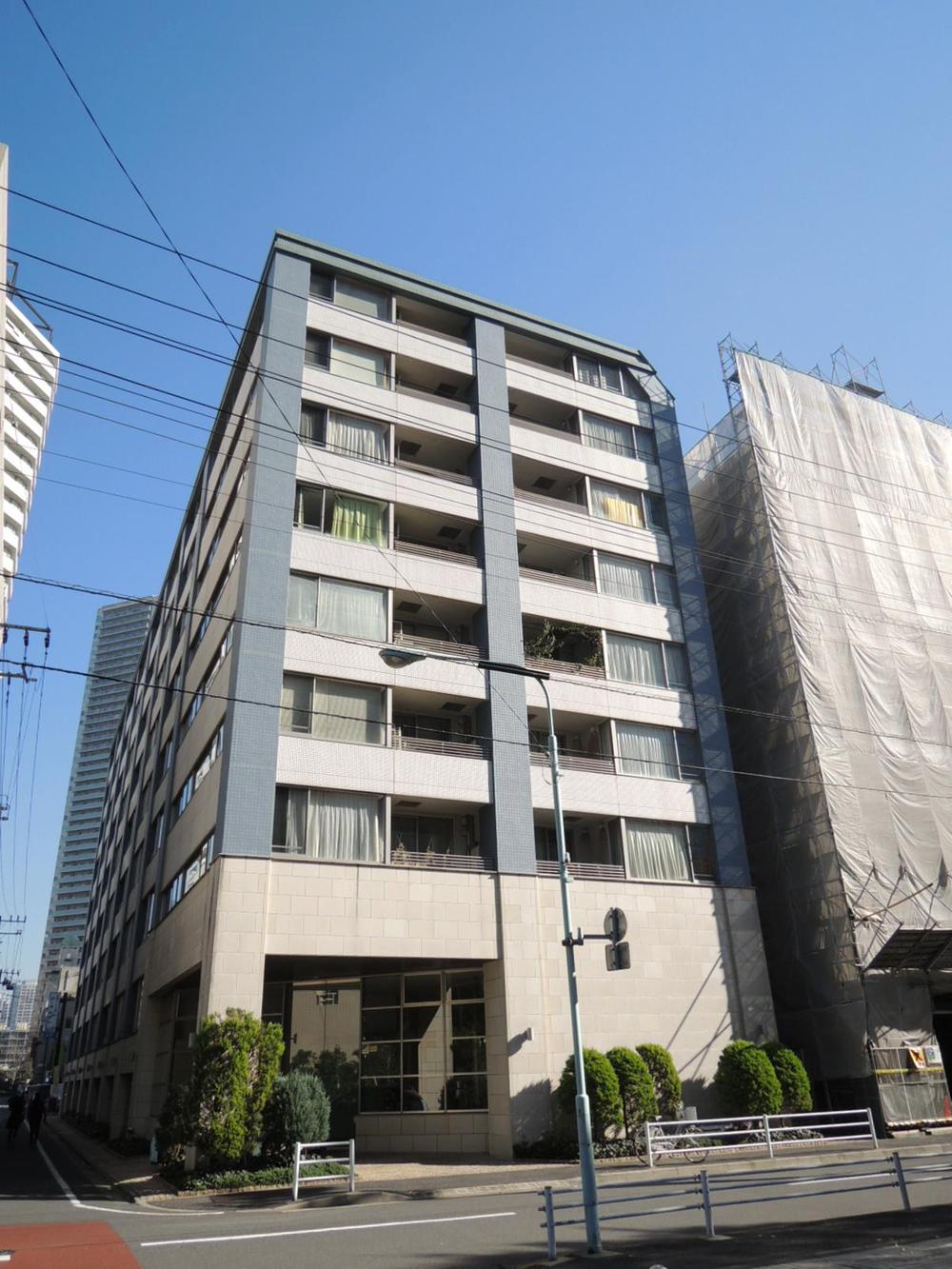 Local appearance photo. Local (12 May 2013) Shooting