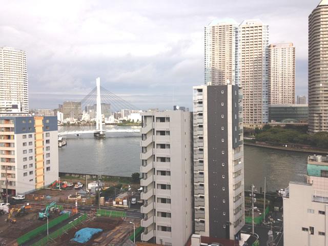 View photos from the dwelling unit. Southeast angle dwelling unit! Please see view the pros and cons.