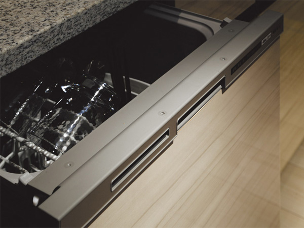 Kitchen.  [Dishwasher] Standard equipped with a dishwasher to reduce the burden of housework. Easy to put in the pot and dishes while standing is sliding.  ※ 3,  ※ 4 (Model Room 100A type / September 2013 shooting)