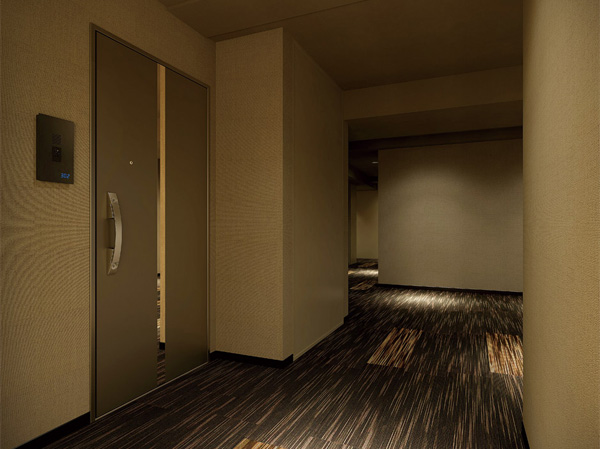 Shared facilities.  [Inner corridor (the inner hallway)] Convenient and glamorous urban life, Day-to-day comfortable life, Precisely because it places to fulfill both, Entrance Hall of the driveway and a two-layer blow, It was adopted as the inner corridor, Create a house harboring a sense of quality should be passed on to the next generation. (Rendering ※ It may be slightly different from the actual one that caused draw on the basis of the design books. )