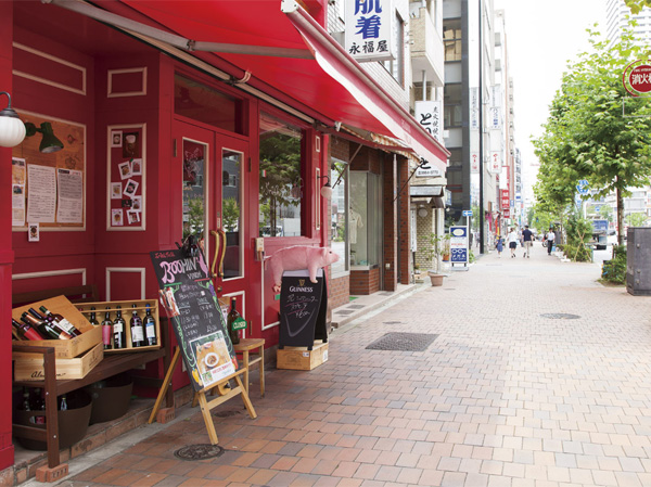 Surrounding environment. Shin'ohashi Street (about 370m) ※ June 2013 shooting