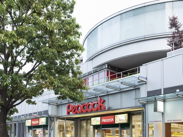 Building structure. "Peacock store Tornare Nihonbashi Hamacho store" about 130m / 2-minute walk (June 2013 shooting)