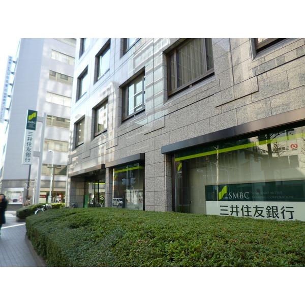 Bank. Sumitomo Mitsui Banking Corporation Ningyo-cho 104m to the branch