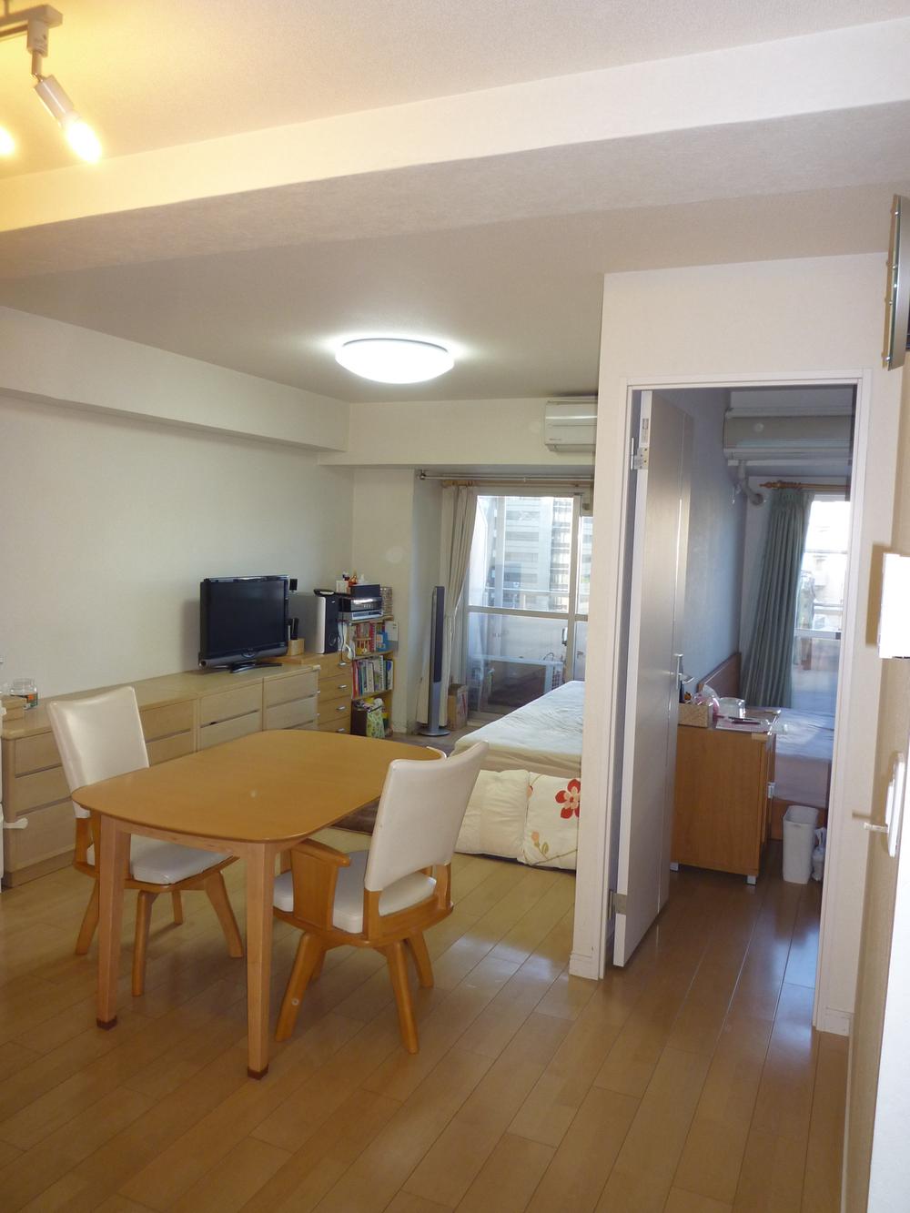 Living. Indoor (11 May 2013) Shooting