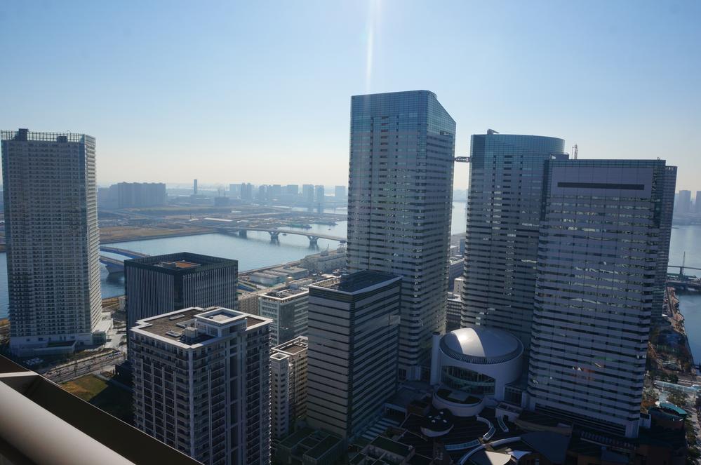 View photos from the dwelling unit. View from the site (December 2013) Shooting