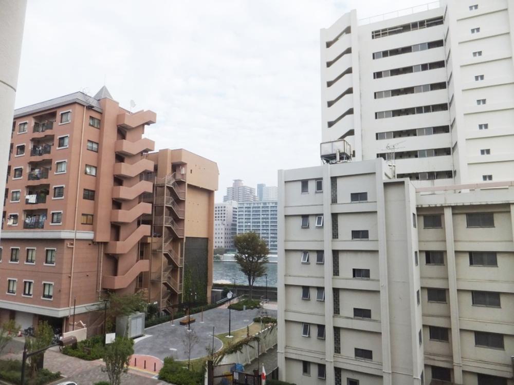 Balcony. View from the balcony (11 May 2013) Shooting