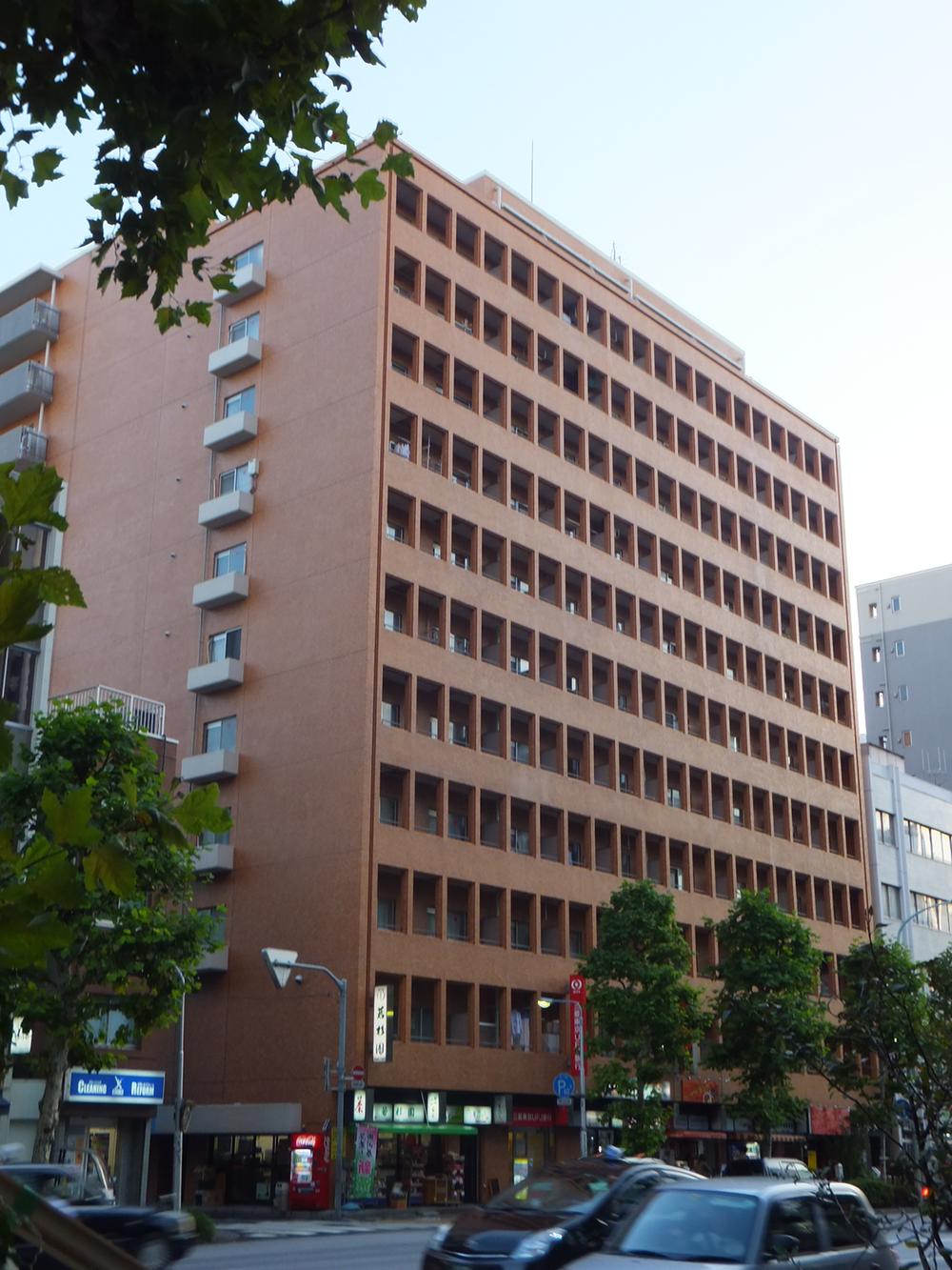 Local appearance photo. Local (10 May 2013) Shooting