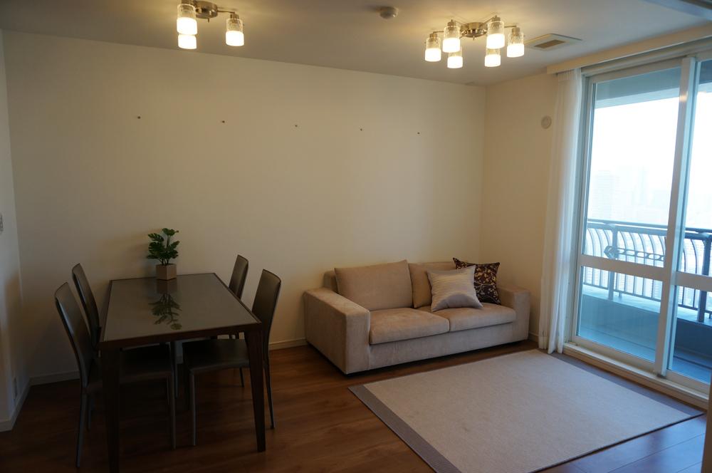 Living. Indoor (12 May 2013) Shooting