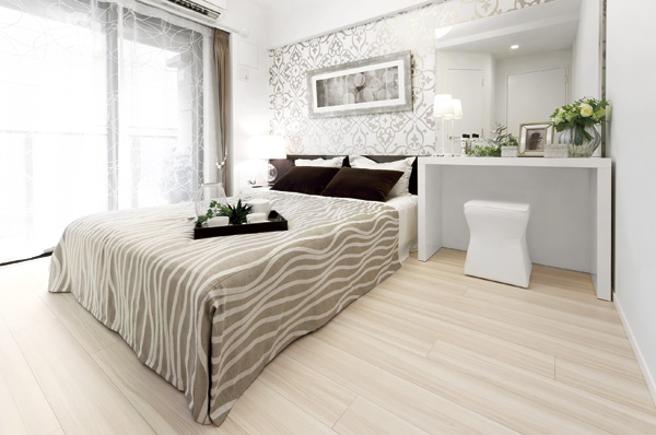 Western-style was to cherish the private sense of (1)