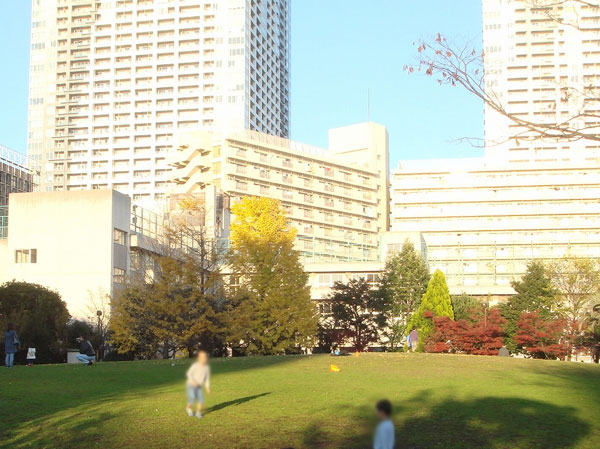 Surrounding environment. Toyomi Sports Park (about 570m ・ An 8-minute walk)