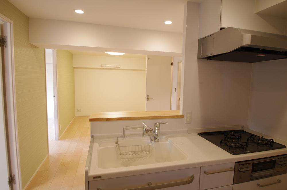 Kitchen. View of the living room from the kitchen.