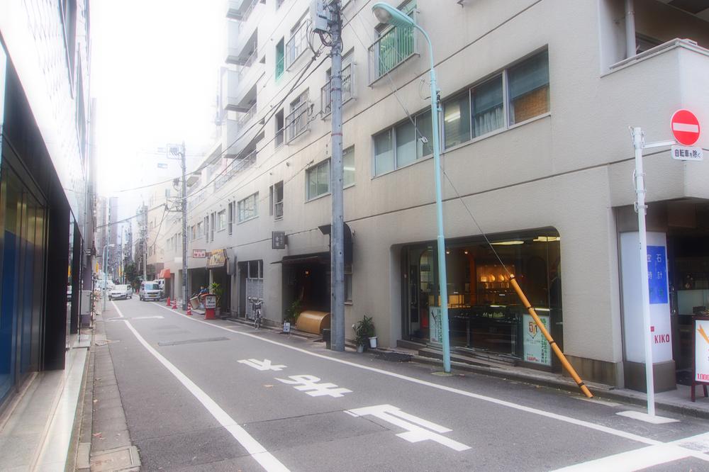 Other local. Local (12 May 2013) Shooting