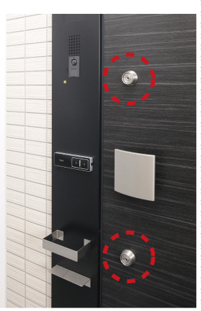 Security.  [Cylinder key peace of mind in the double lock specification] Along with the copy of the key to adopt a difficult cylinder key, Sickle dead lock is to protect the door from a variety of external force against the door head. Also, Except in normal usage it has adopted a difficult thumb turning measures lock is unlocked by thumb. (Photo double lock)