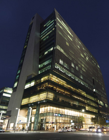 Surrounding environment. Coredo Nihonbashi (a 10-minute walk, About 740m)