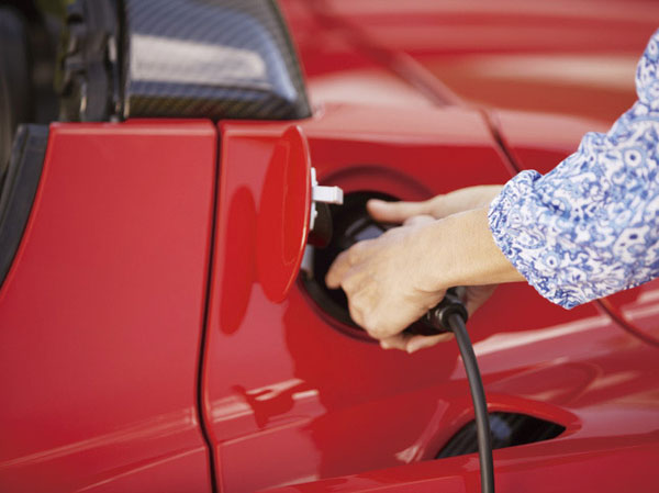 Common utility.  [Electric vehicle charger] We established a charger for electric vehicles in a two-compartment of indoor parking. (Same specifications)