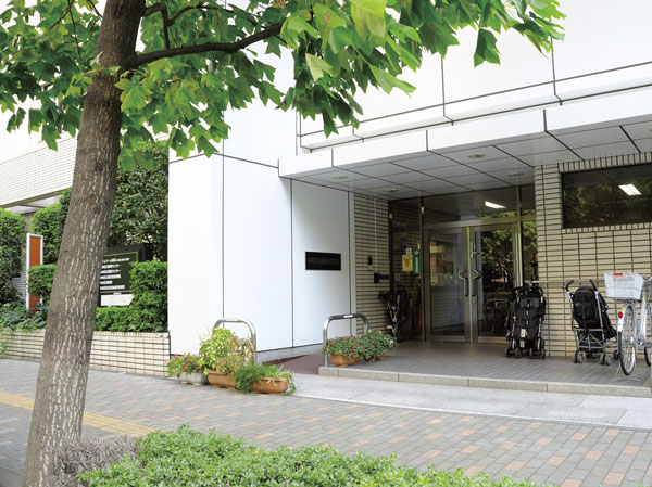 Surrounding environment. Akashi-cho nursery school (about 250m, 4-minute walk)