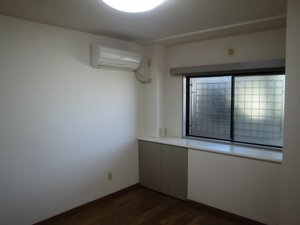 Living and room. Western style room