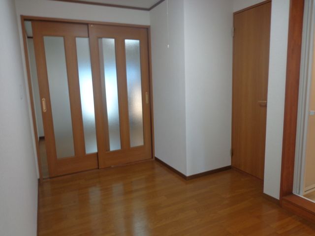 Living and room. Kitchen