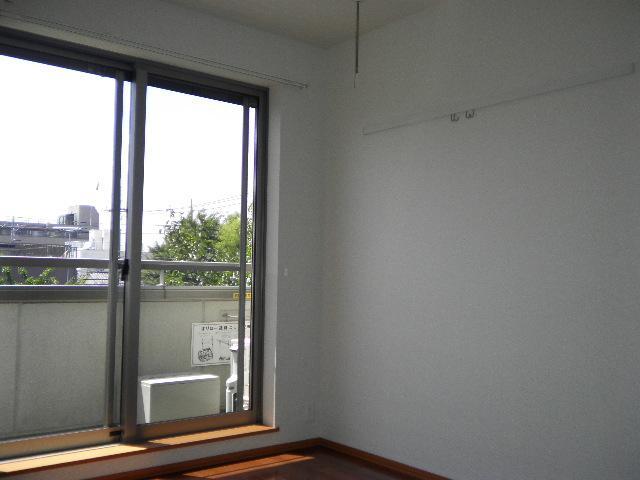 Living and room. Western-style 2