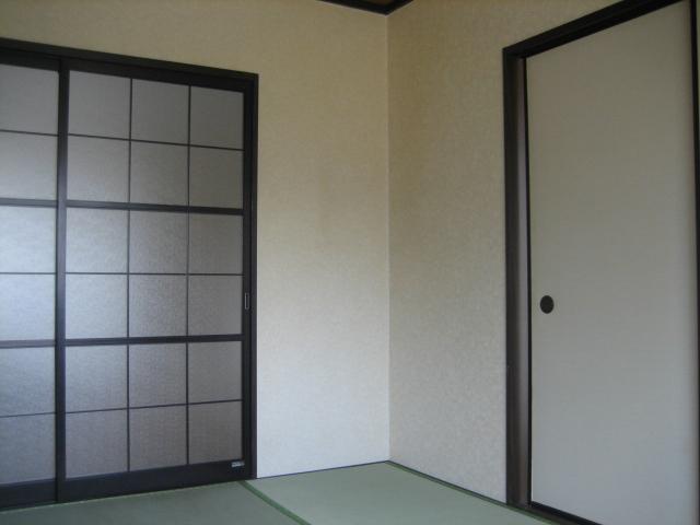 Living and room. Japanese-style room 2