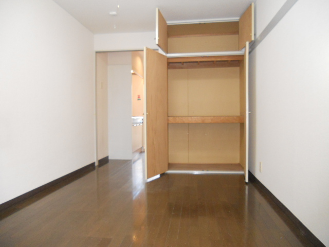 Living and room. Receipt