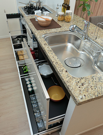 Kitchen.  [Slide cabinet] Deep in the wide, Also we have established an all-slide cabinet that can be out on the smooth, such as large-size cookware.