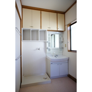 Living and room. 1st floor Japanese-style room 8.0 Pledge Storage Yes