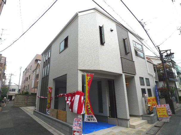 Same specifications photos (appearance). Building appearance (complete construction cases)