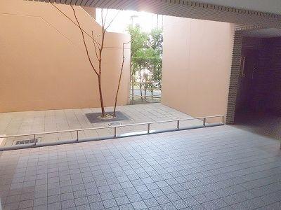 Entrance. Entrance hall