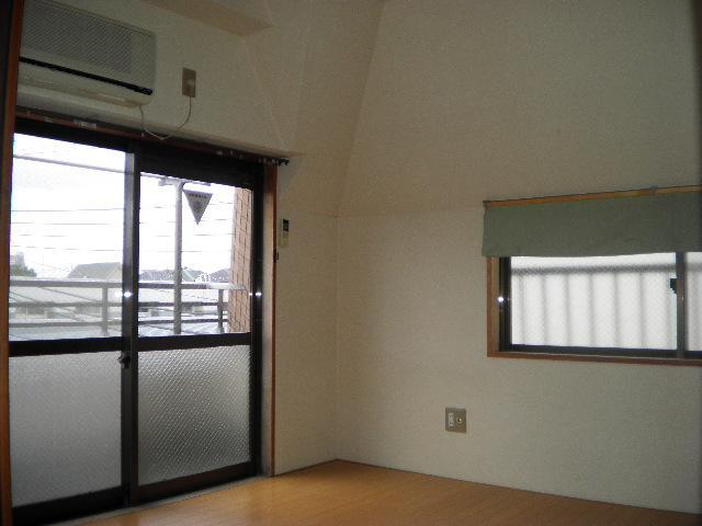 Living and room. Western-style 2