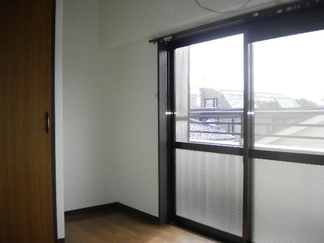 Living and room. Western-style 3